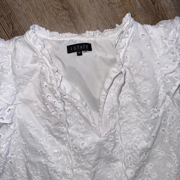 1.State • Eyelet Cotton Flutter Sleeve Top - Picture 10 of 12